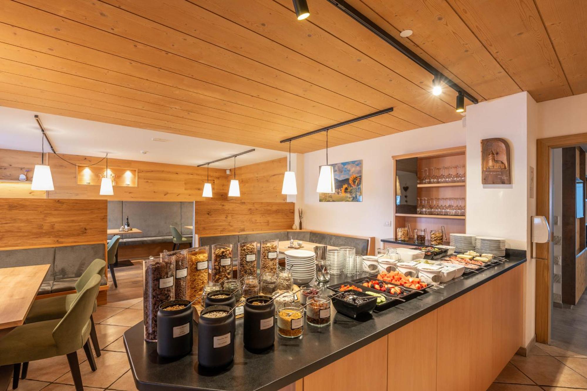 Hotel Pfeiferhof มารันซา ภายนอก รูปภาพ